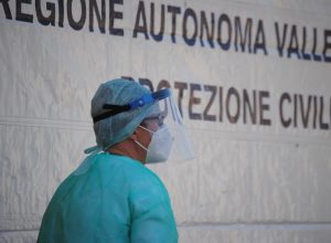 I tamponi "drive in" nell'area della Pépinière di Aosta