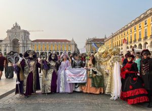 Il gruppo MasquAoste a Lisbona