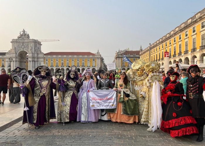 Il gruppo MasquAoste a Lisbona