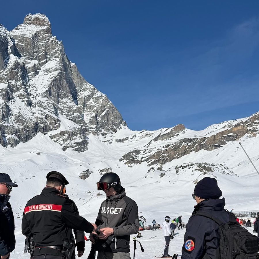 I controlli dei Carabinieri sulle piste di Cervinia