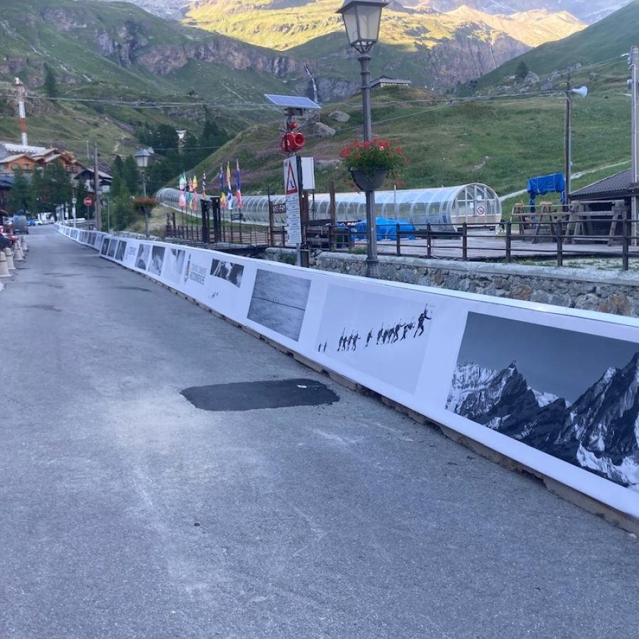 I pannelli che rivestono i New Jersey a Breuil-Cervinia