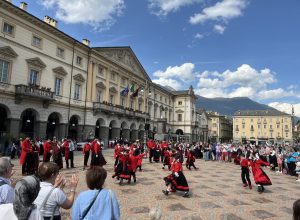 I gruppi folkloristici della manifestazione “Printemps en musique”