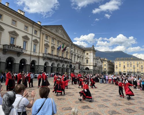 I gruppi folkloristici della manifestazione “Printemps en musique”
