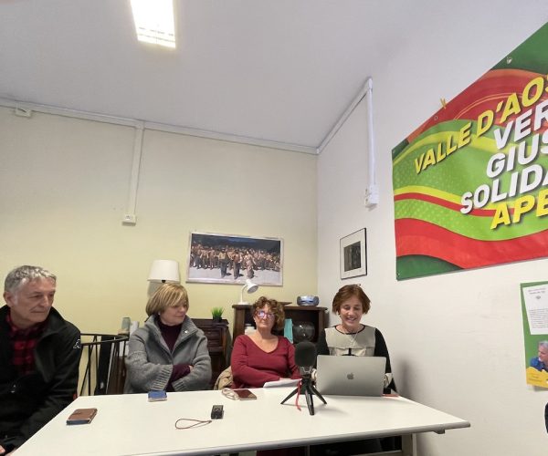 Valle d'Aosta aperta. Da sx. Raimondo Donzel, l'eurodeputata Mariangela Danzì. Patrizia Pradelli e Carola Carpinello