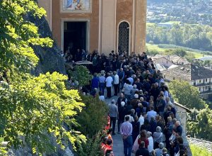 funerali leonardo cazzato