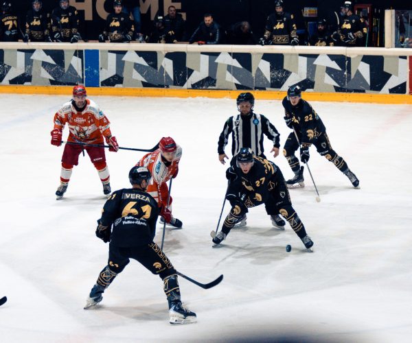 HC Aosta emergenza difensiva pesa