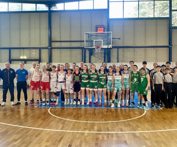 Andrea Capobianco ad Aosta con il progetto Torniamo alla base - basket femminile