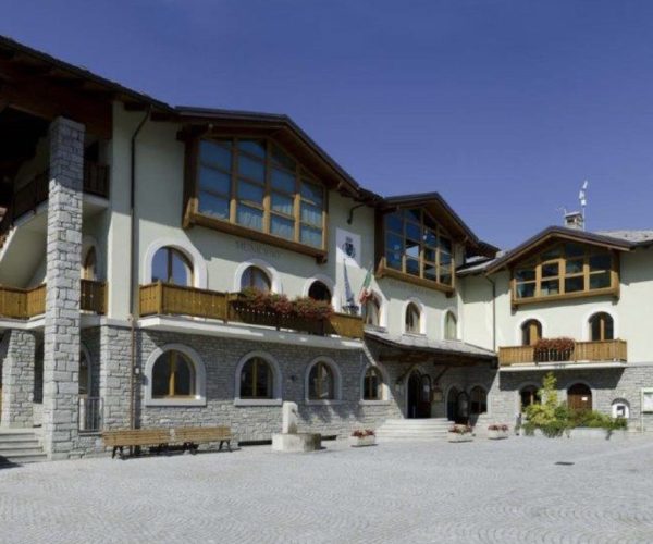 Il municipio di Issogne