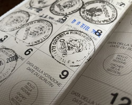 Elezioni - tessera elettorale - elezione - voto - votare