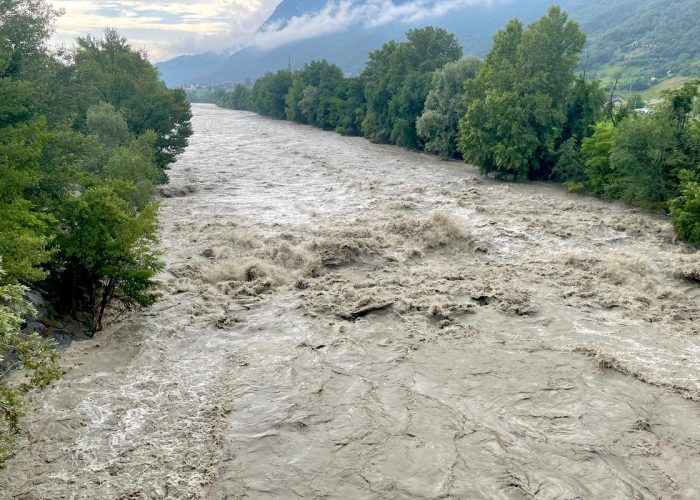 La Dora Baltea durante i giorni di maltempo - giugno 2024