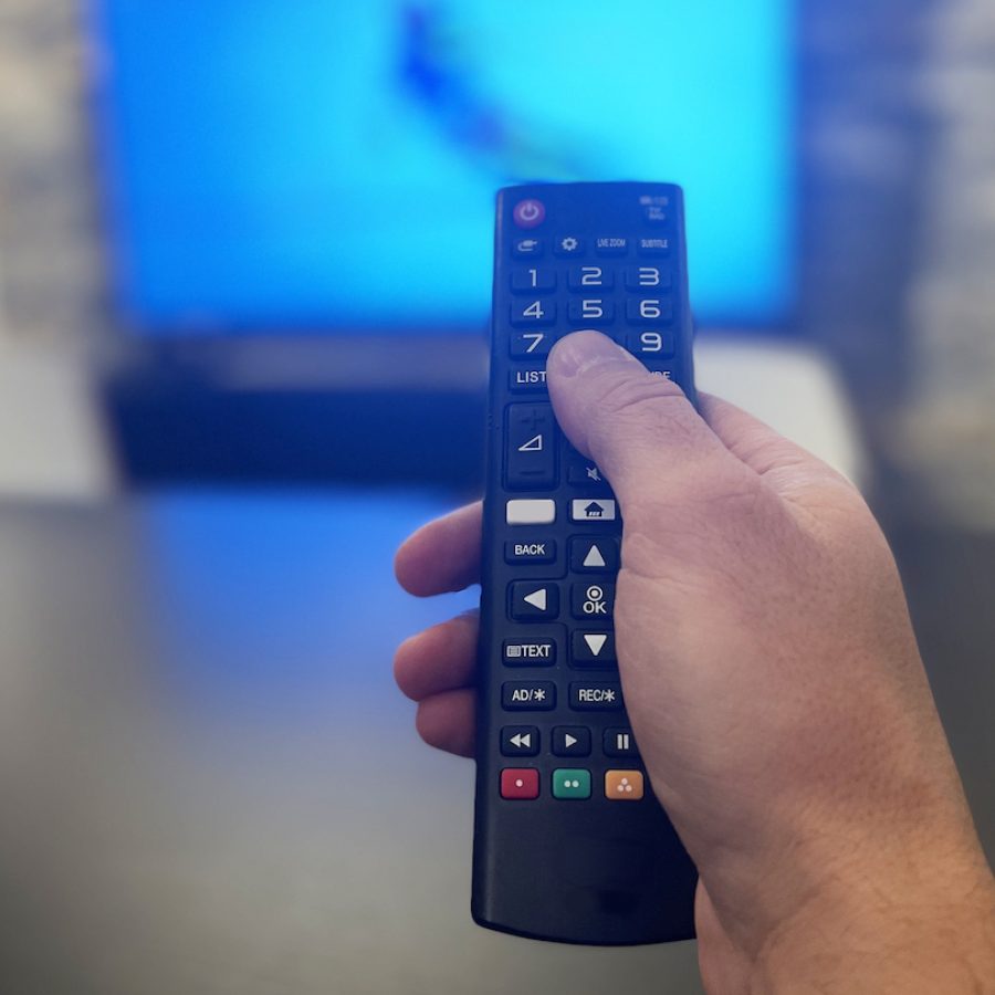 Tv - televisione - telecomando - digitale terrestre