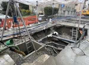 I lavori alla fognatura in via Monte Vodice, ad Aosta