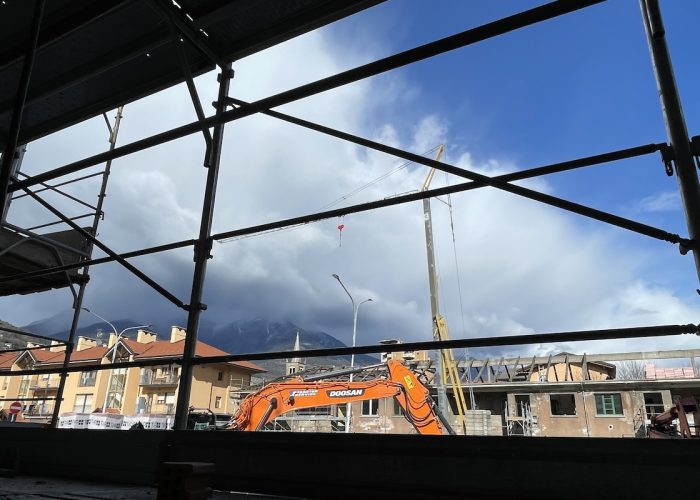 Pinqua - quartiere Cogne - cantiere - cantieri
