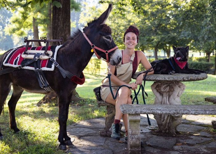 A passo d’asino: il viaggio di Francesca, Rugo e Sheldon alla scoperta delle Alpi