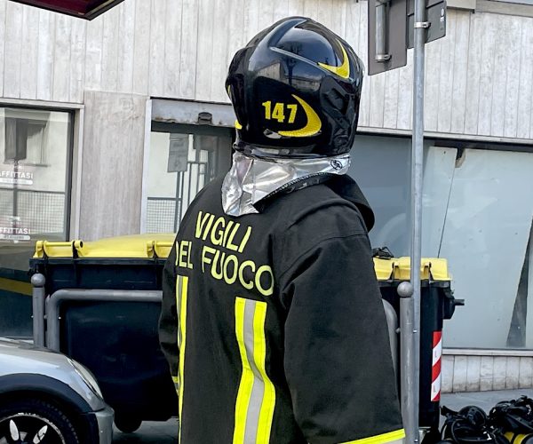 Vigili del fuoco - pompieri - immagine d'archivio