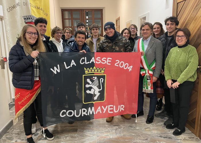 La consegna della maturità civica ai coscritti di Courmayeur