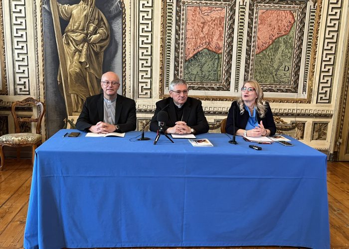 Da sinistra Don Fabio Brédy, Monsignor Franco Lovignana e Vanna Balducci