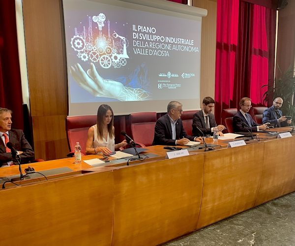 La presentazione del il Piano di Sviluppo Industriale della Valle d’Aosta