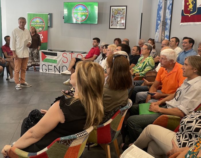 Alcuni candidati della lista di Valle d'Aosta Aperta alle Regionali 2025
