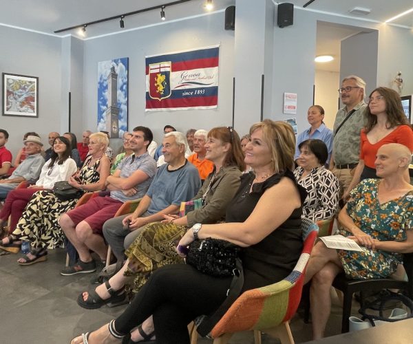 Alcuni candidati della lista di Valle d'Aosta Aperta alle Regionali 2025