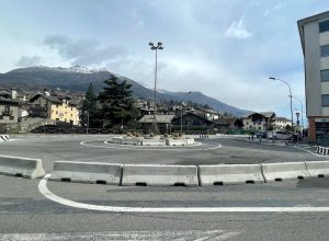 La rotatoria di corso Ivrea, ad Aosta, per la pedonalizzazione dell'Arco di Augusto