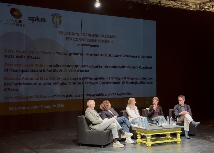Tavola rotonda “Solitudini. Incontro di sguardi per connessioni possibili” centro per le famiglie