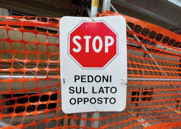 Cantiere - cantieri - lavori pubblici - opere pubbliche - ristrutturazione - edifici