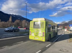 Il parcheggio in località Croix-Noire - navetta - autobus