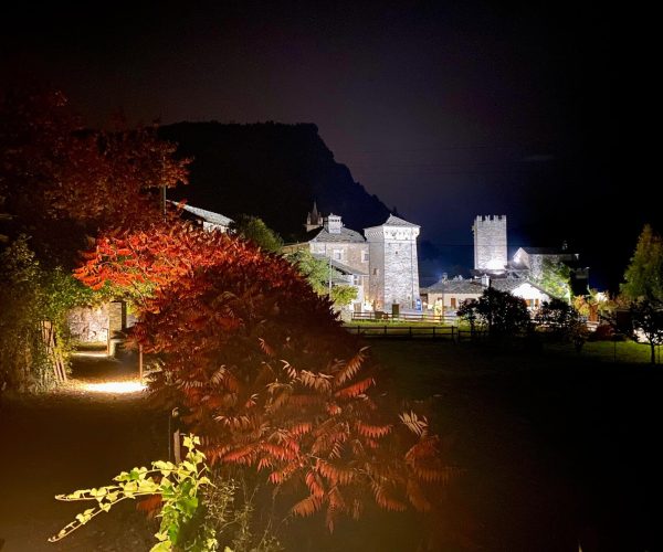 Il borgo nascosto all'ora del tè