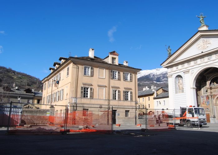 Il cantiere in piazza Giovanni XXIII ad Aosta - foto d'archivio