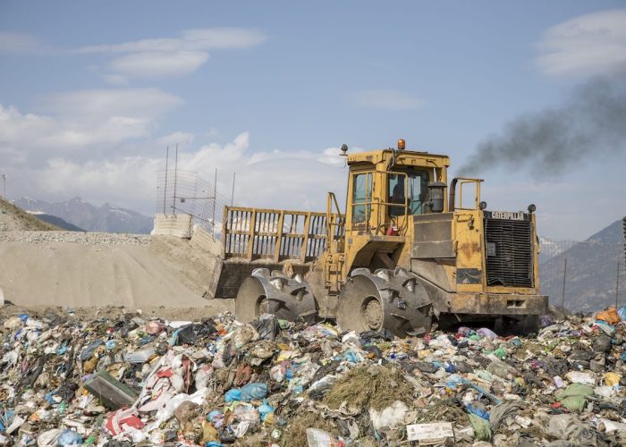 Il lavori alla discarica di Brissogne - Foto di Stefano Jeantet