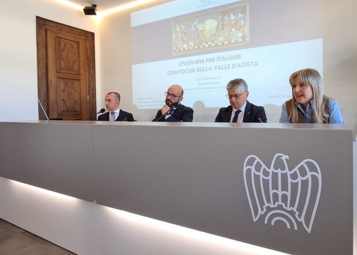 Immagine lavori Overwiew Pmi italiane con Focus Vda convegno piccola industria Confindustria Vda