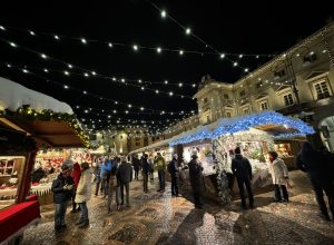 Inaugurazione Marché Vert Noel in Piazza Chanoux