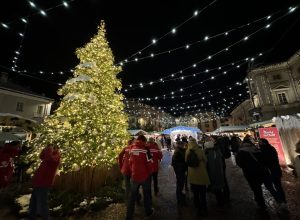 Inaugurazione Marché Vert Noel in Piazza Chanoux