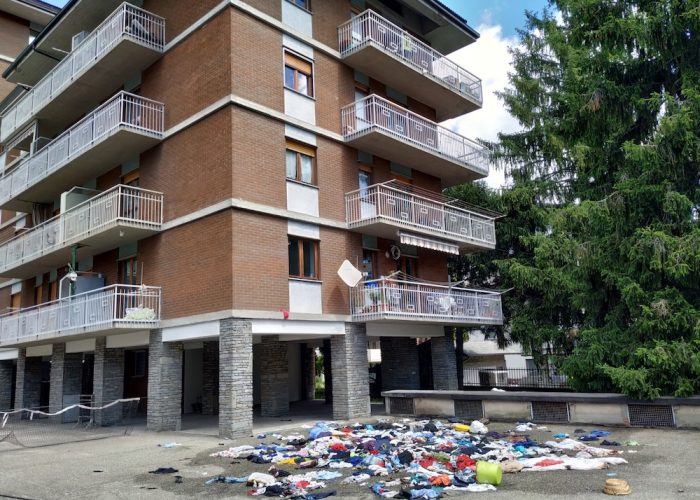 Il condominio ove si è verificato il principio d'incendio.