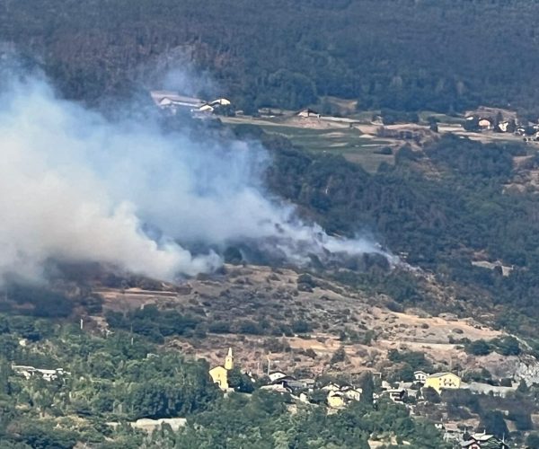 Incendio a Saint Denis