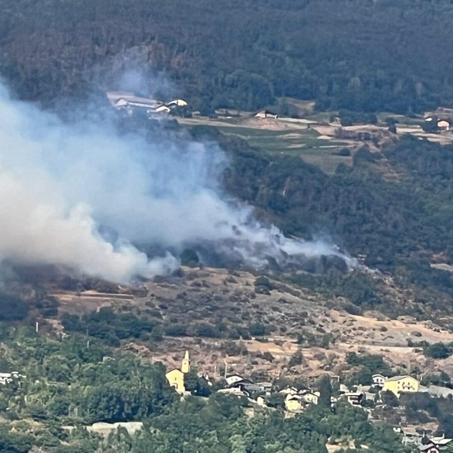 Incendio a Saint Denis