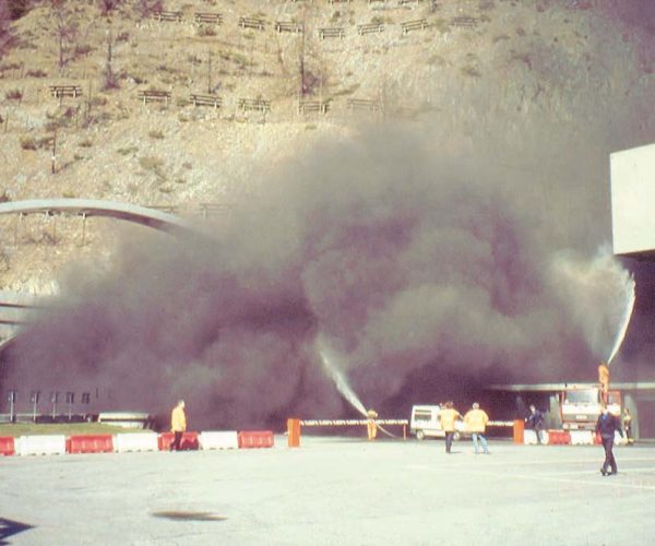 Incendio nel traforo del Monte Bianco - foto archivio Vallée Notizie