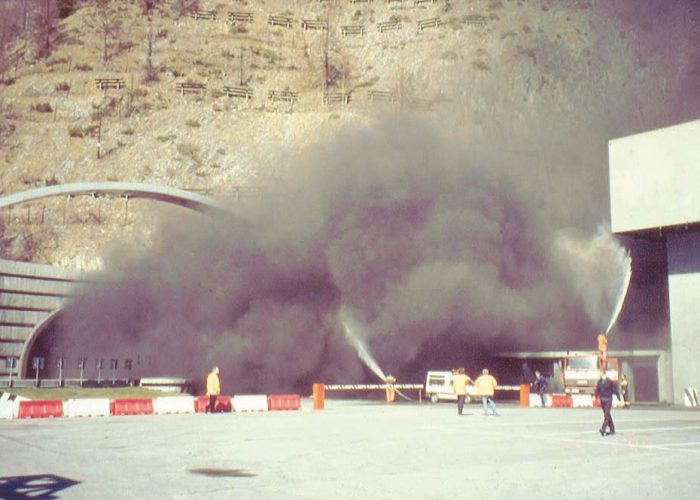 Incendio nel traforo del Monte Bianco - foto archivio Vallée Notizie