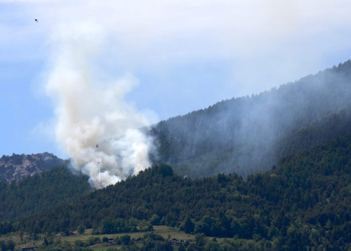 Incendio sopra Sarre