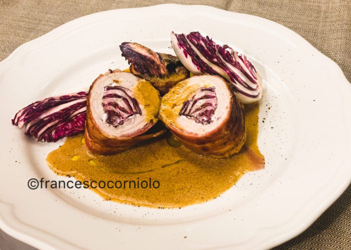 Involtini di tacchino con radicchio caprino e pancetta