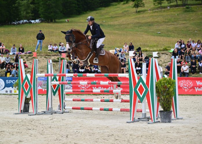 Jumping Torgnon, Photo credit: Gianluca Sasso
