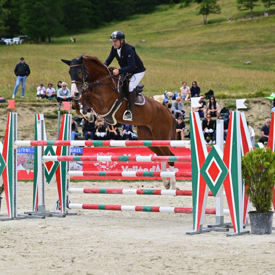 Jumping Torgnon, Photo credit: Gianluca Sasso