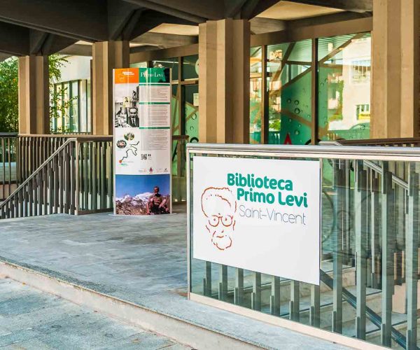 La biblioteca comunale "Primo Levi" di Saint-Vincent