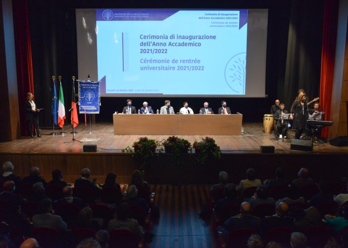 La cerimonia di inaugurazione a a