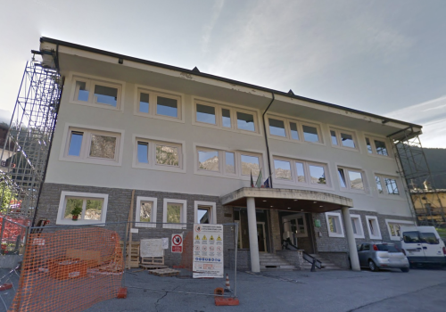 La scuola media di Valtournenche in frazione Crétaz