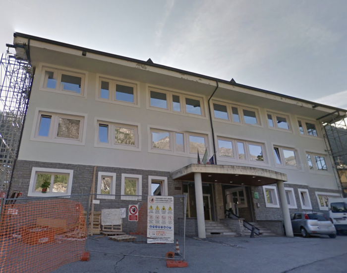 La scuola media di Valtournenche in frazione Crétaz