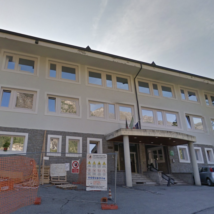 La scuola media di Valtournenche in frazione Crétaz