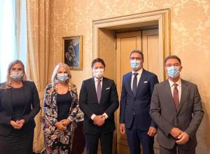 Lanièce incontra Conte