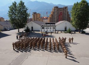 La cerimonia di cambio del Comandante.